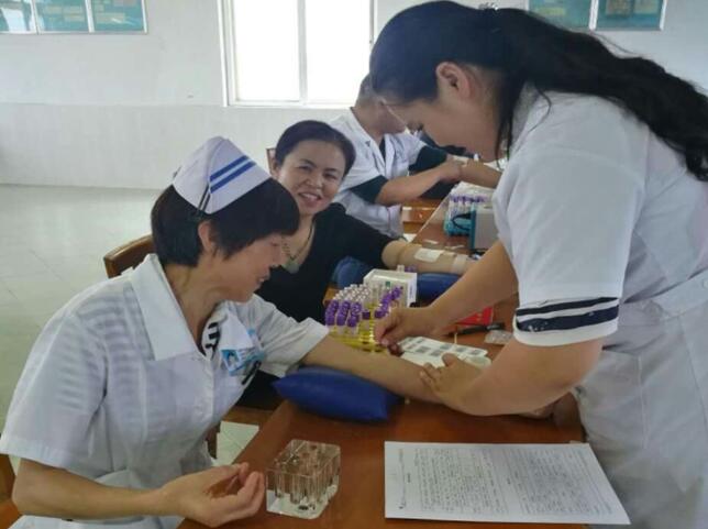 淮海醫(yī)院組織義務(wù)獻(xiàn)血活動(dòng).jpg